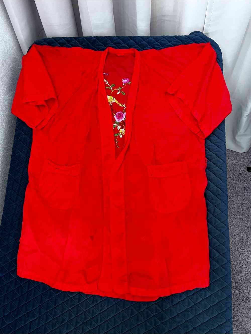 Red Women's Embroidered Short Robe - Floral Bird Design Lightweight w/ Pockets